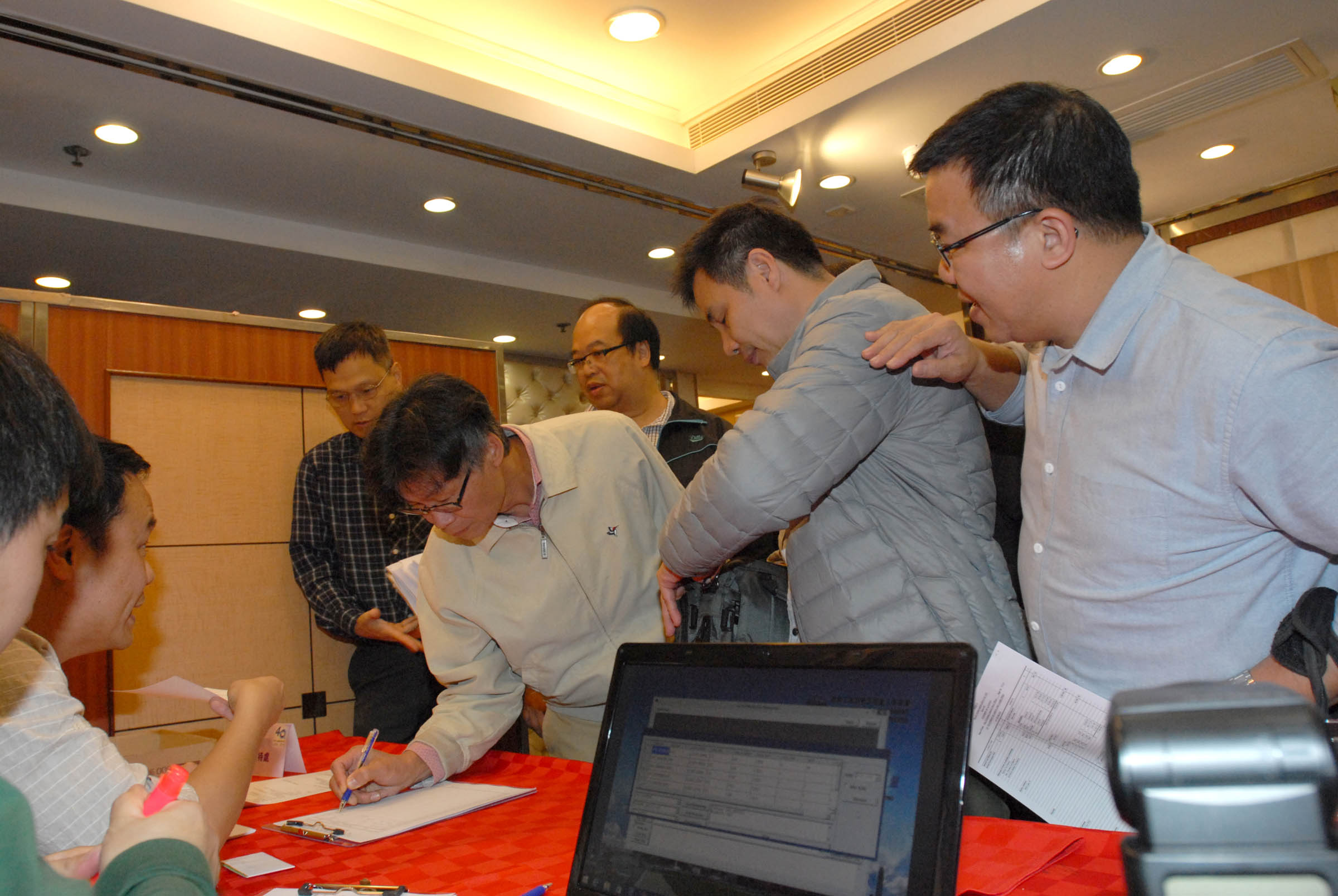 40AGM-027.jpg